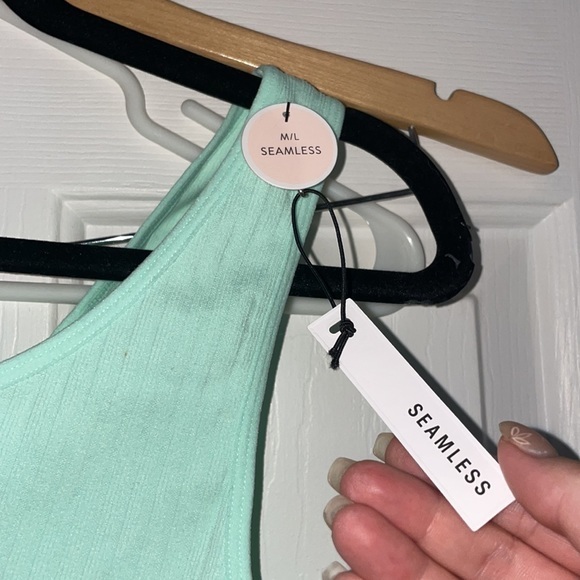 Crop Top - Picture 2 of 4